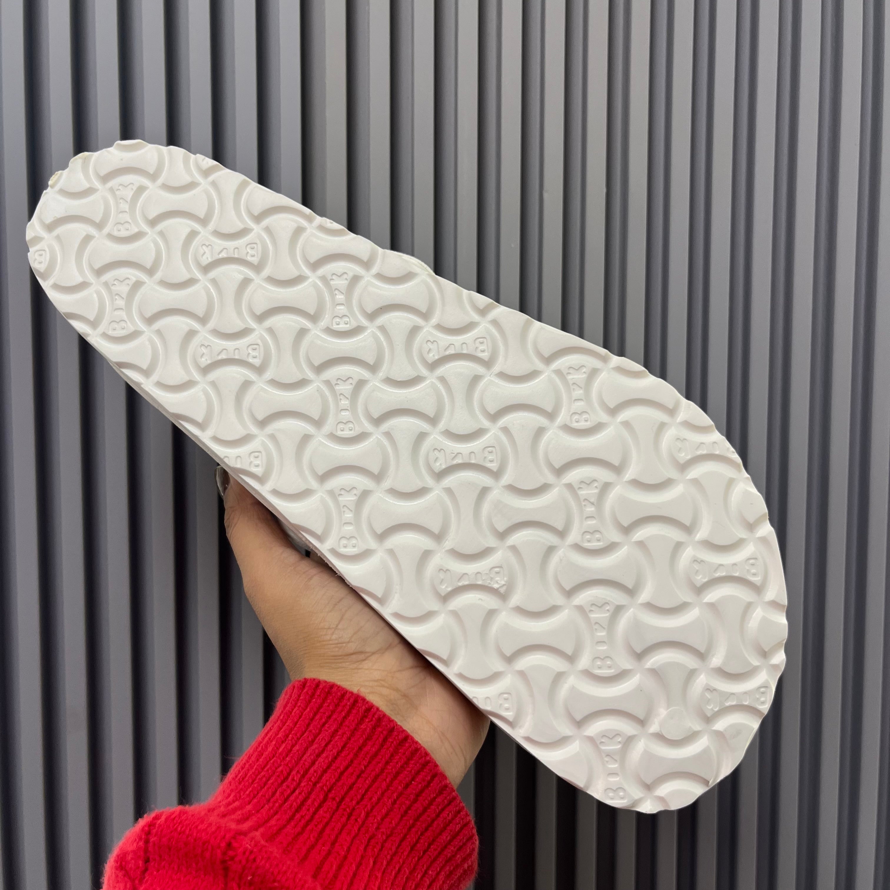 BIRKIN-BOSTN-CLOGS (EGGSHELL)