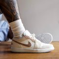 JRDN 1 LOW ‘LEGEND LIGHT BROWN’