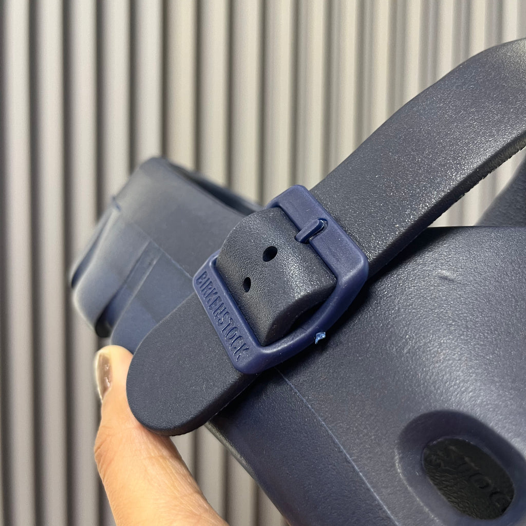 BIRKI-FLOW-CLOGS (NAVY)