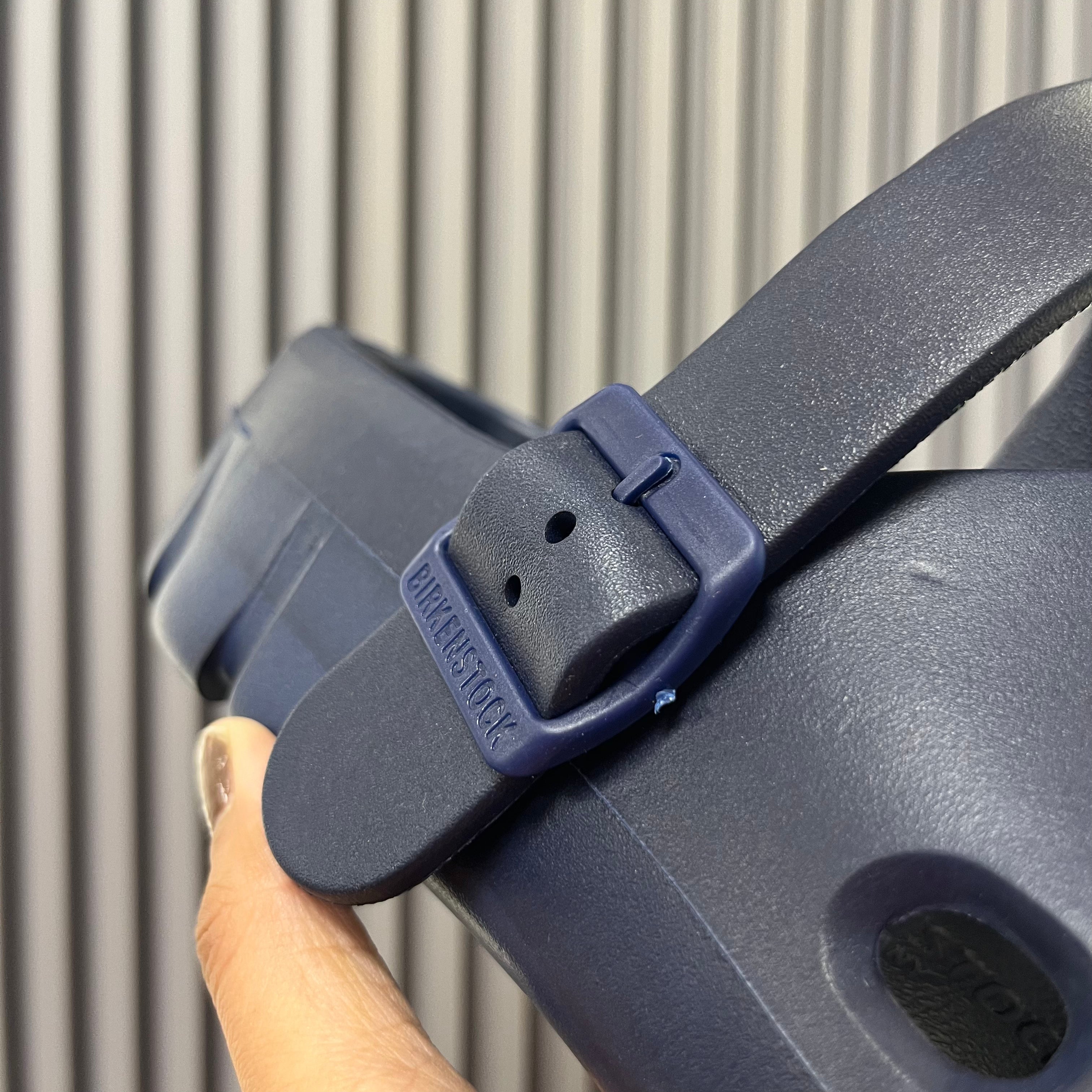 BIRKI-FLOW-CLOGS (NAVY)