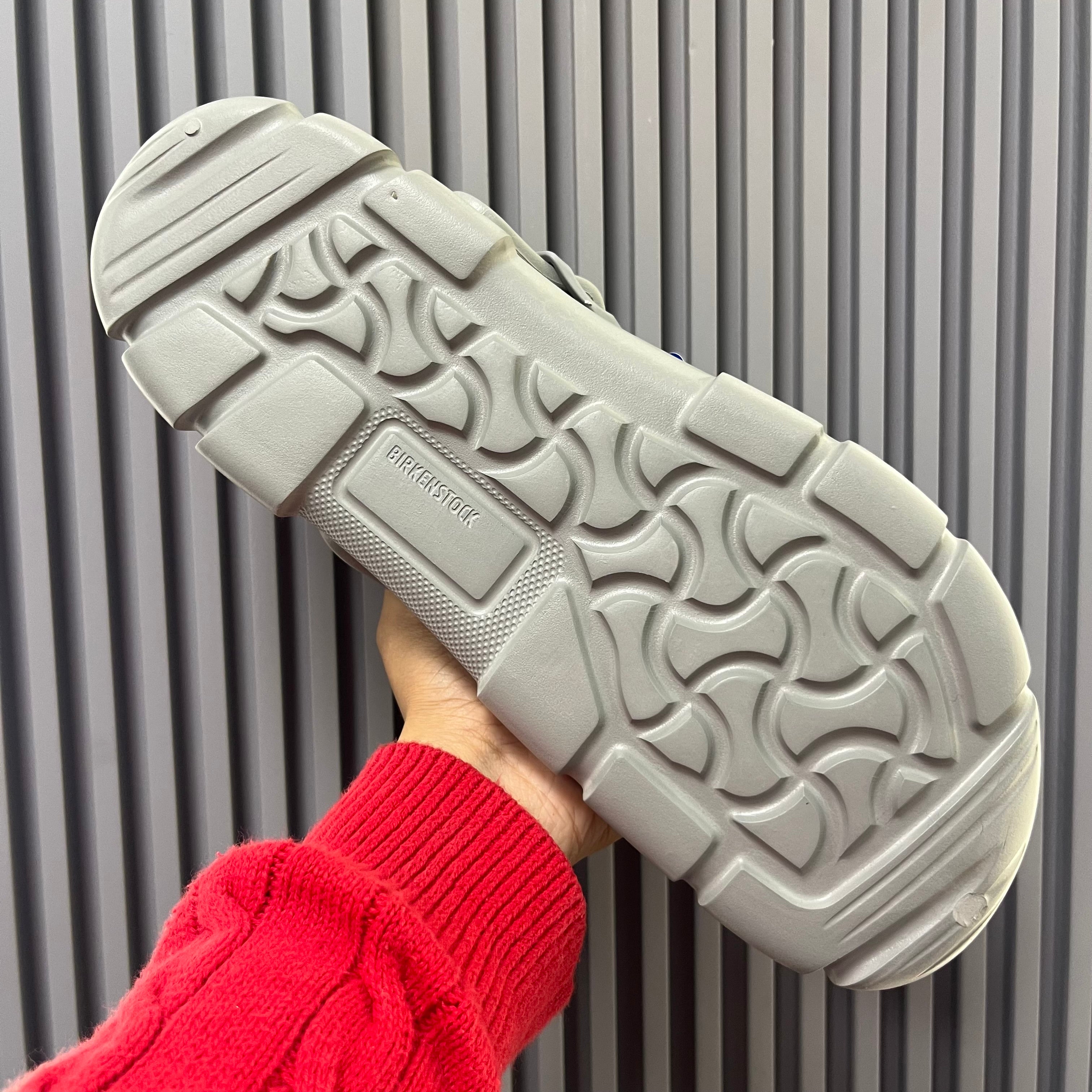 BIRKI-FLOW-CLOGS (GREY)