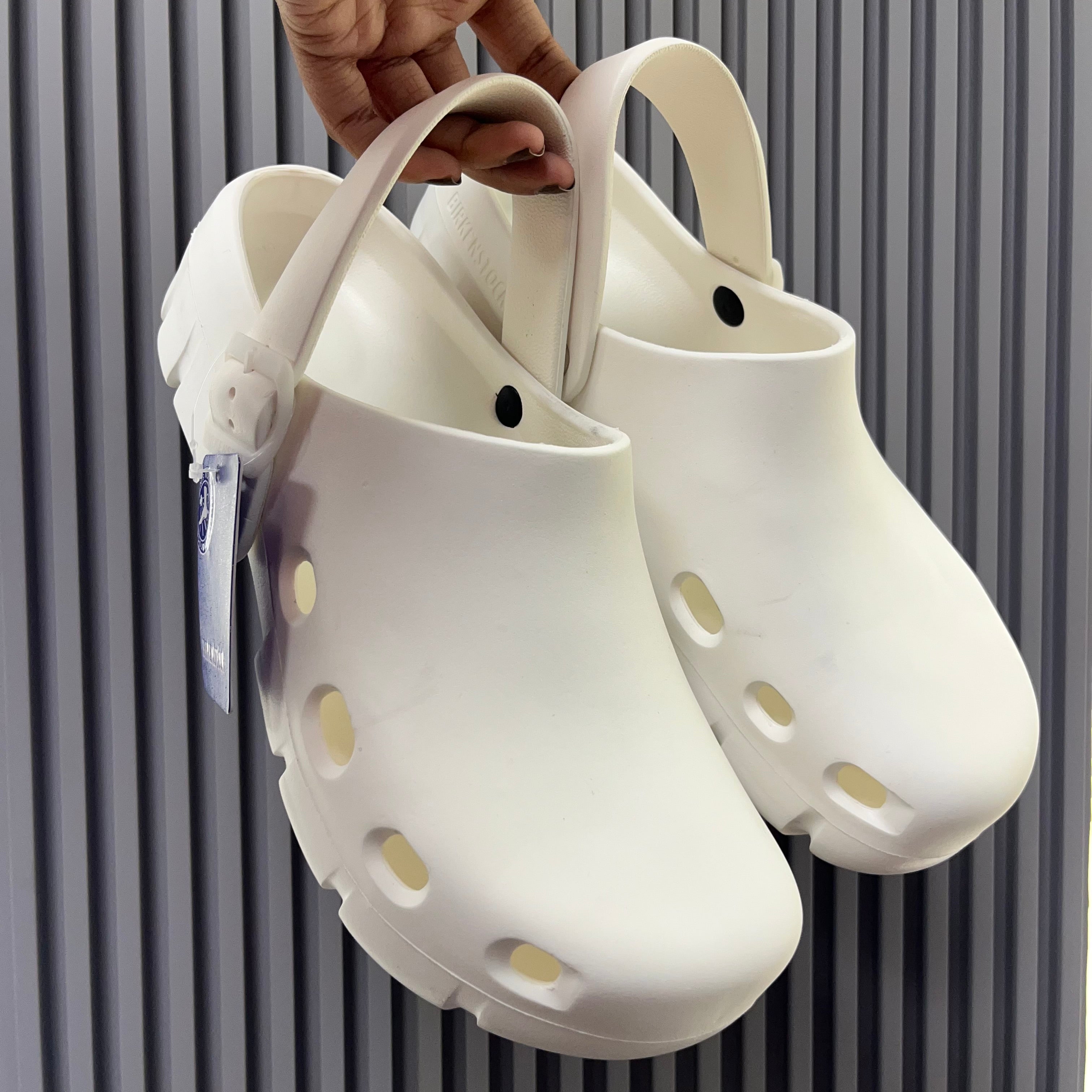 BIRKI-FLOW-CLOGS (EGGSHELL)