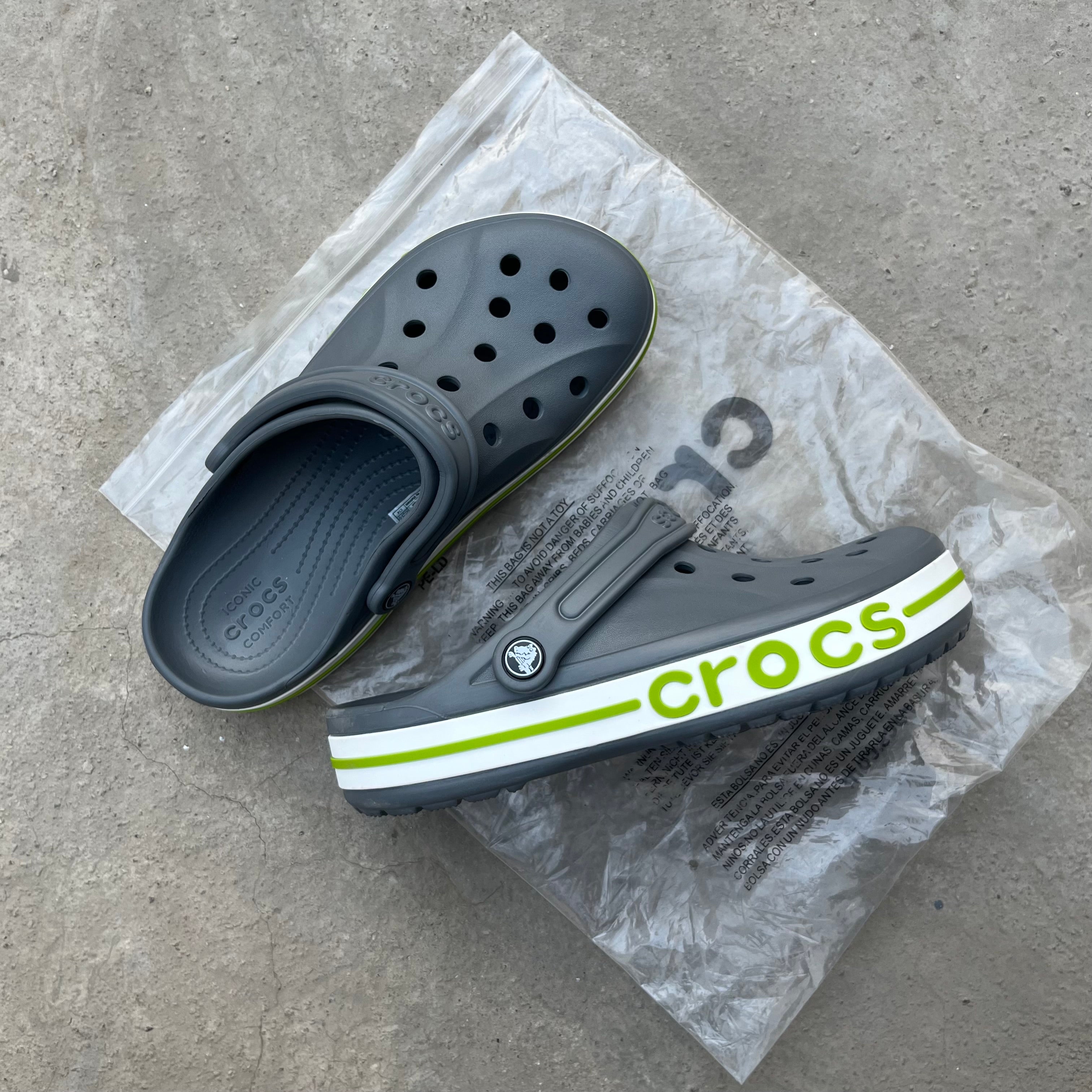 BYA-BND-CLOGS-GRY-NEON