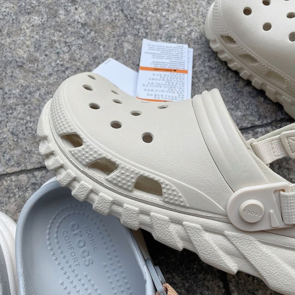 DT-MAX-CLOGS-BEIGE