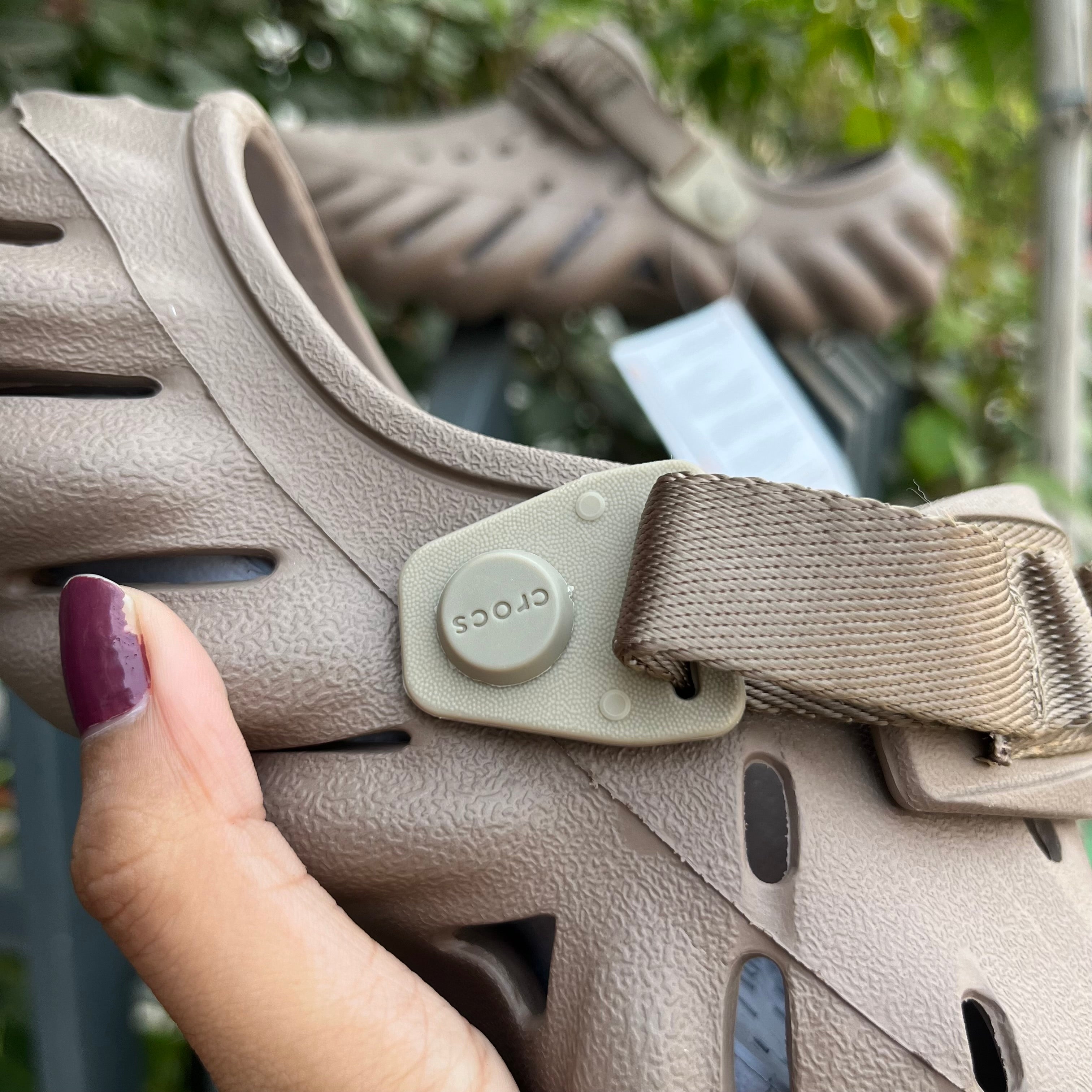 ECO-CLOGS-BROWN-GREY