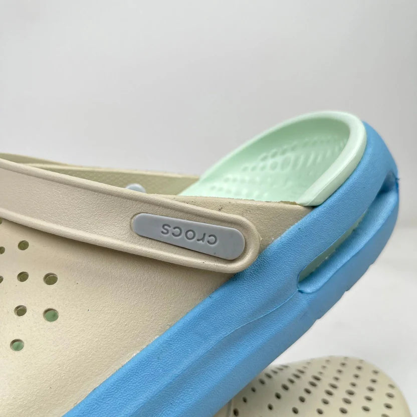 INMO-CLOGS-MOTH