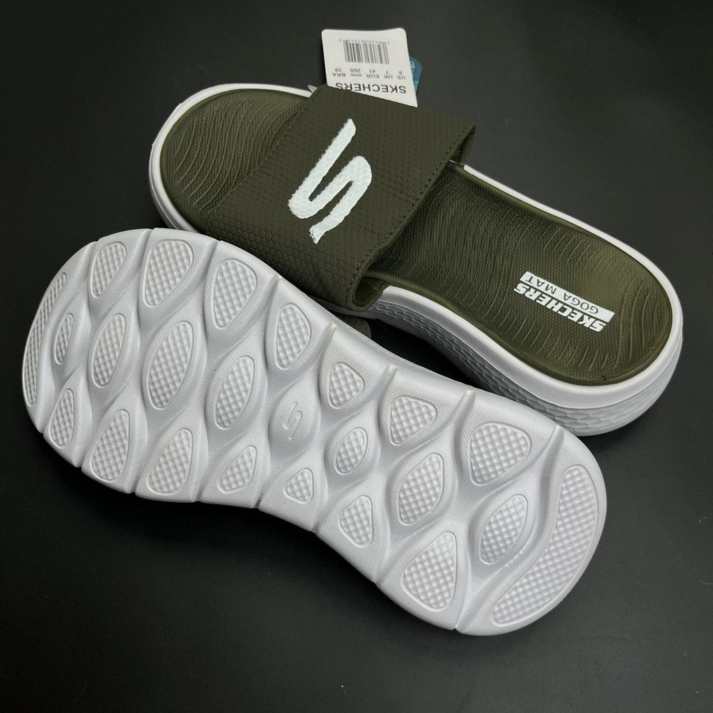 SKCHRS-MAX-CUSHION-SLIDES-GREEN