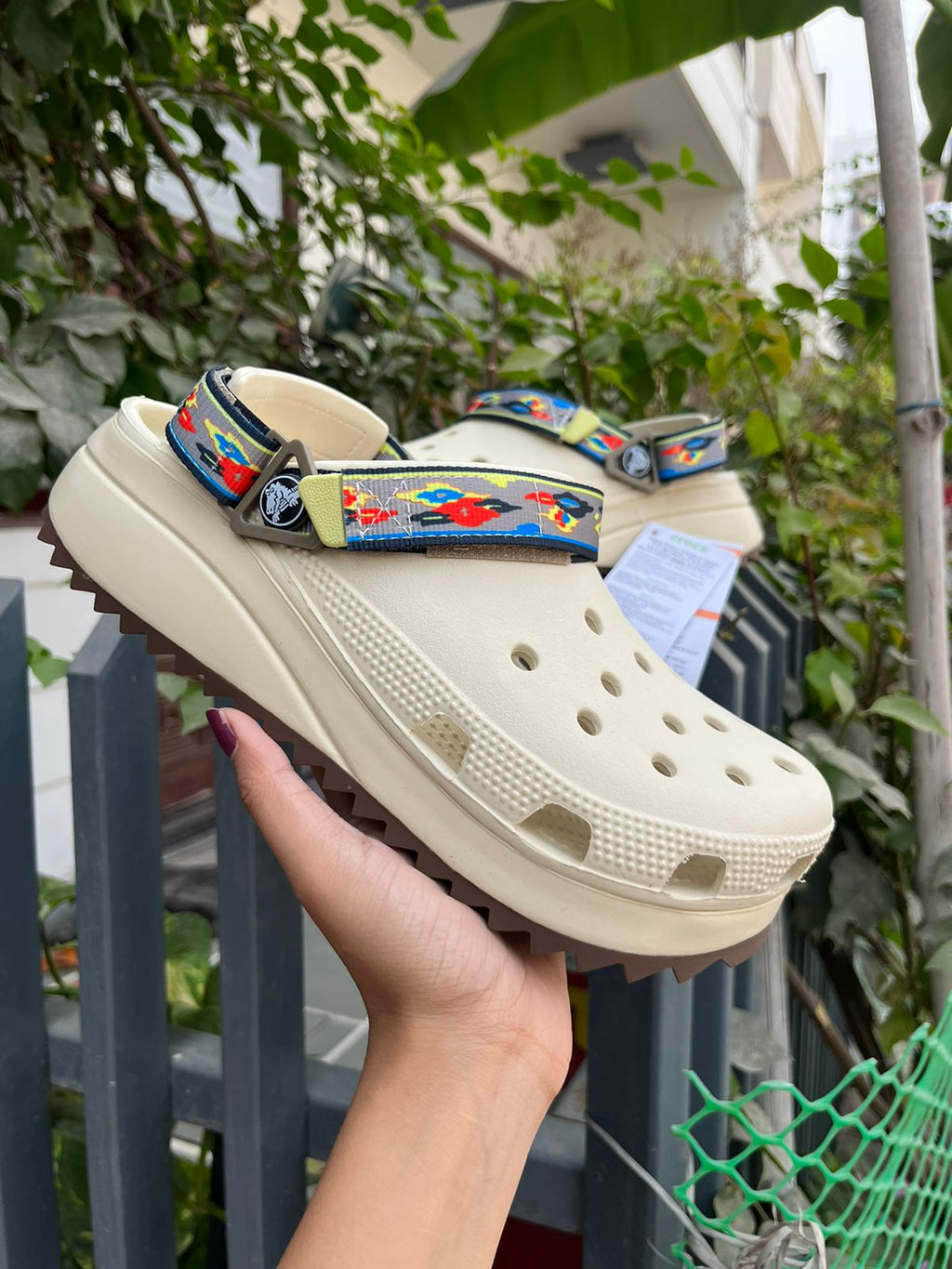 HIKR-CLOGS-IKAT