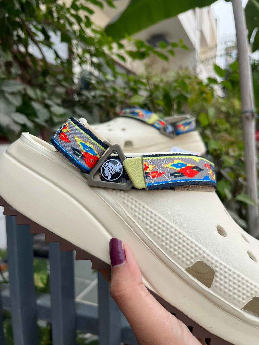 HIKR-CLOGS-IKAT