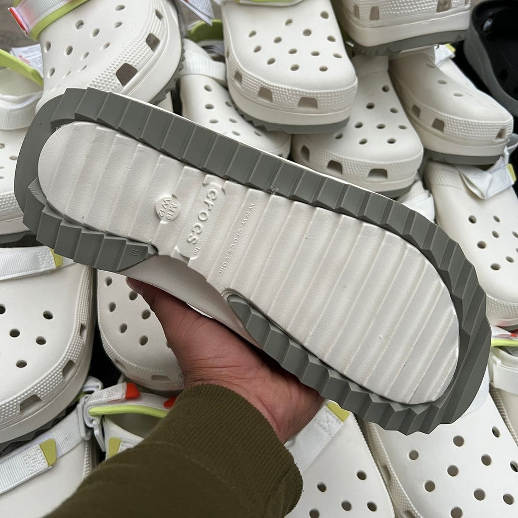 HIKR-CLOGS-WHITE