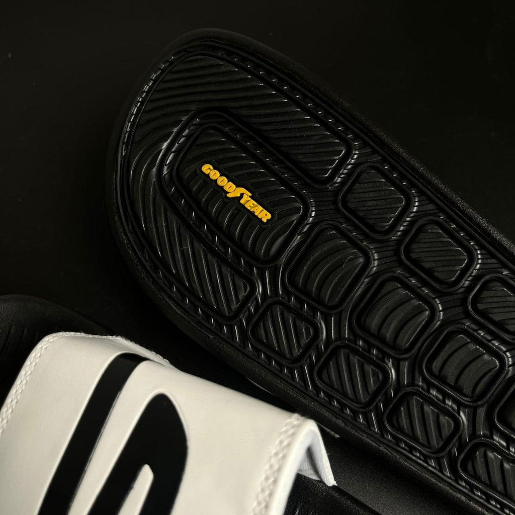 SKCHRS-HYPERBURST-SLIDES-(WHITE/BLACK)