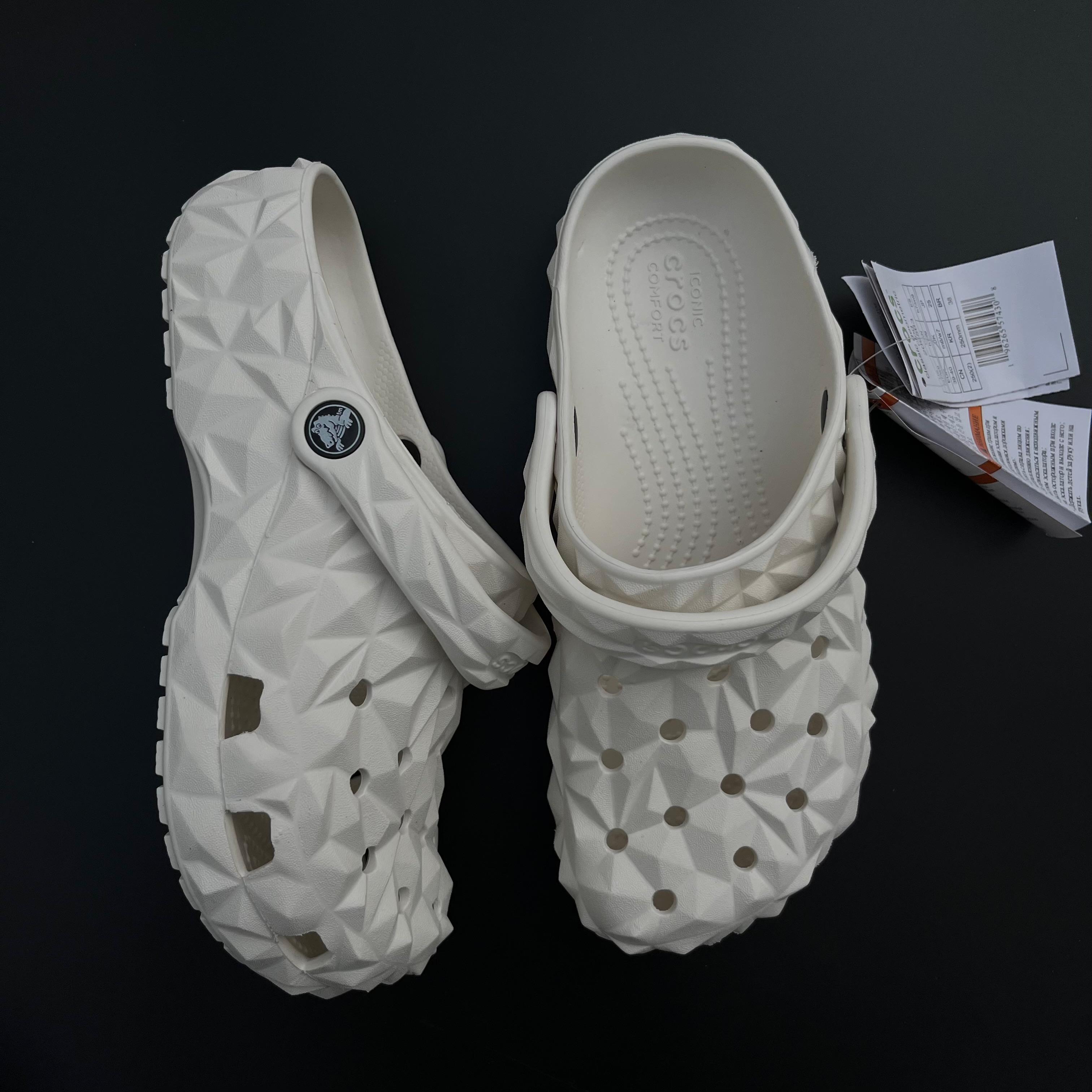 GEO-CLOGS-WHITE