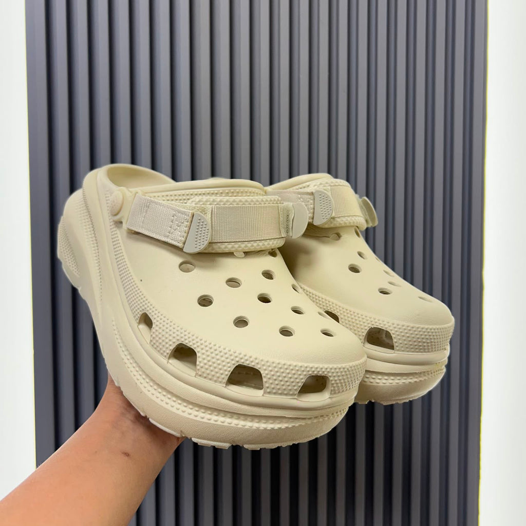 CRSH-MOVE-CLOGS-BONE