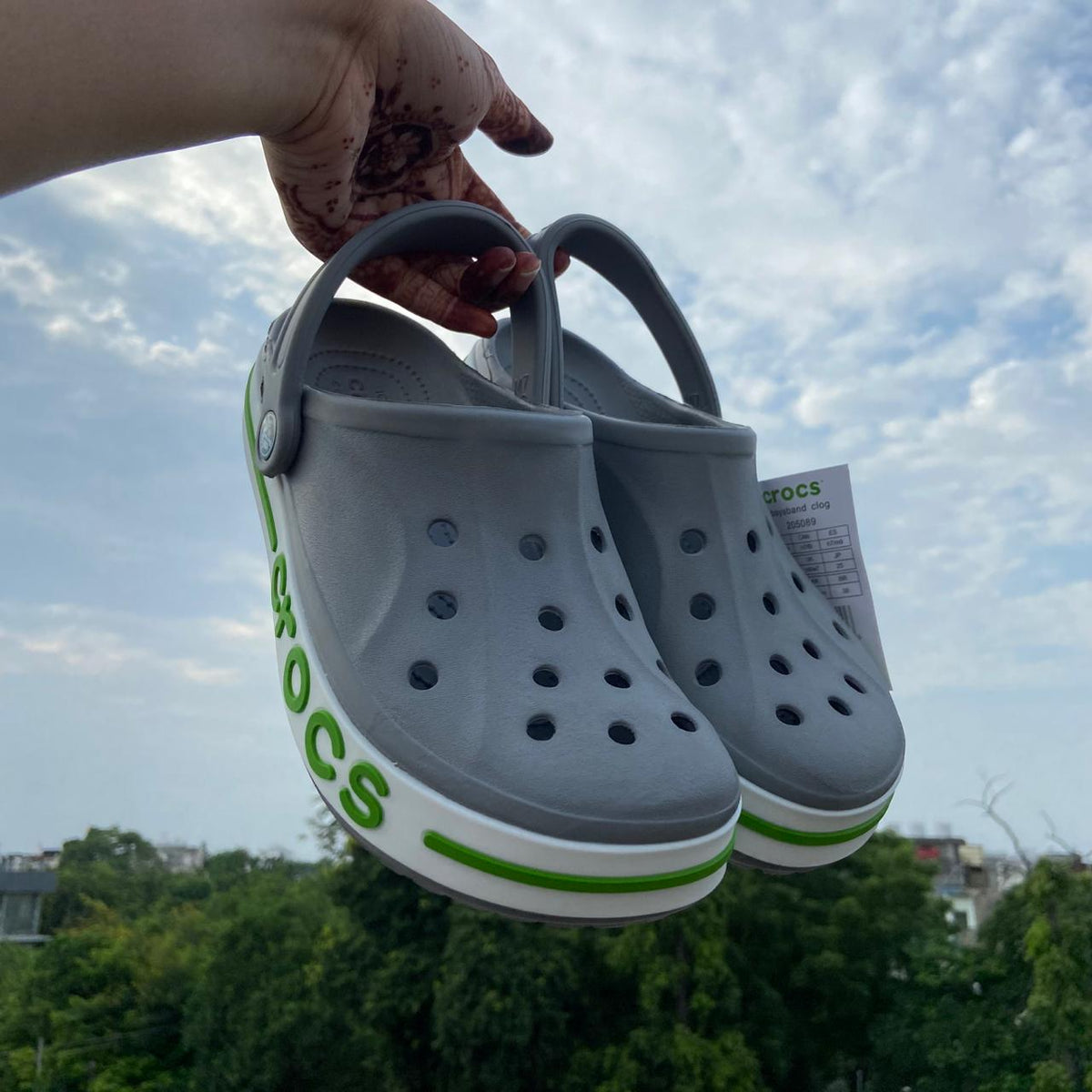 BYA-BND-CLOGS-GRY-NEON